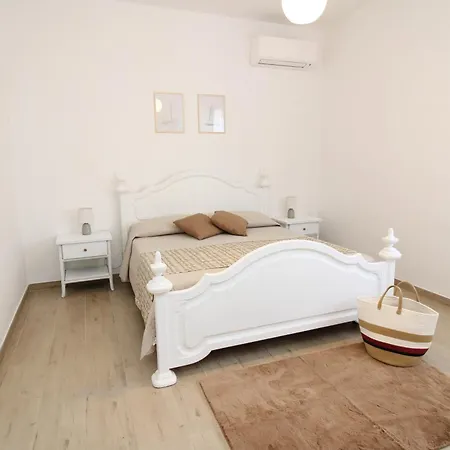 Chiara House * سينيسكولا